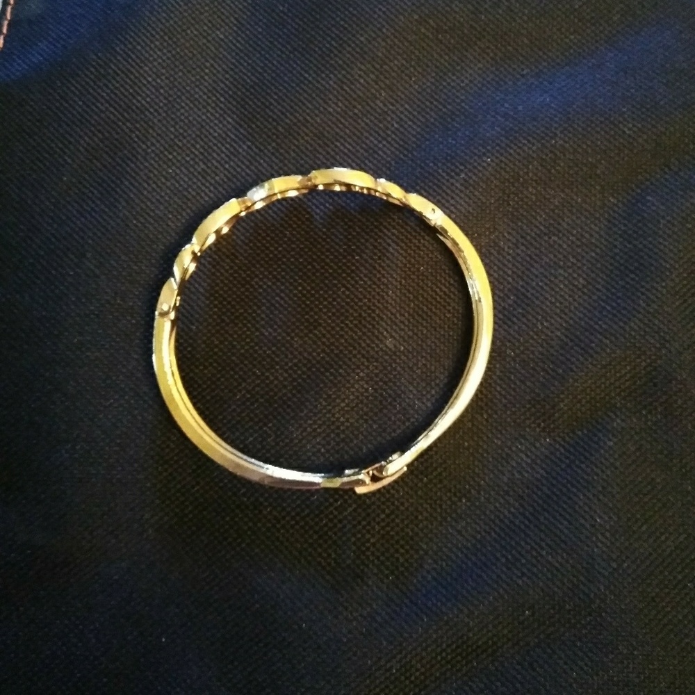 💕 VALENTINE'S BRACELET 💕 - Picture 3 of 5